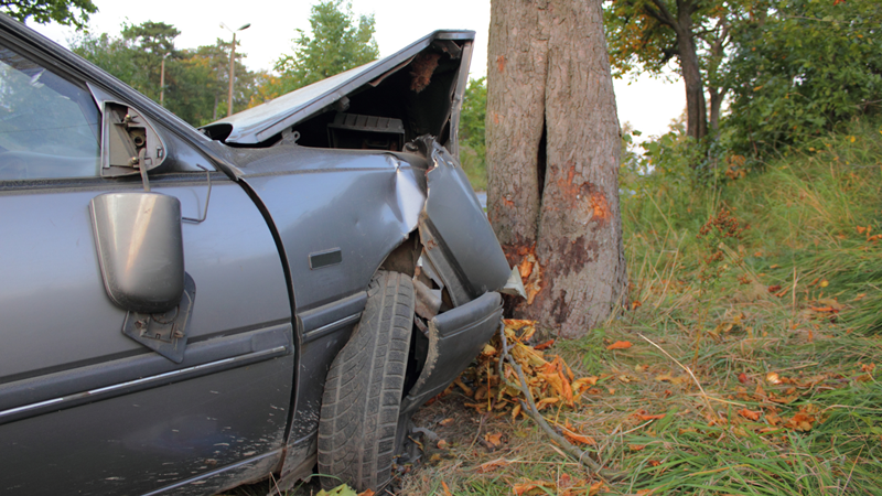 Beaumont, TX – Crash with Injuries Reported on Bennett Rd