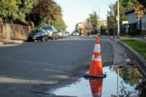Denton, TX – Police Respond to Crash with Injuries on W Sherman Dr